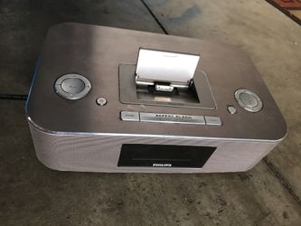 iPod docking entertainment system