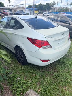 2014 Hyundai ACCENT