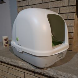 Tidy Cats Hooded Litter Box