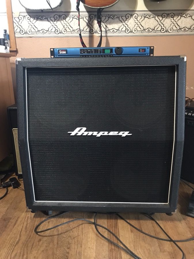 Ampeg V-412 4x12 200watt Guitar Cabinet Good Condition!