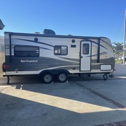 Travel Trailer 