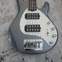 Sterling musicman RAY35hh