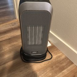 Space heater ceramic cost efficient dreo
