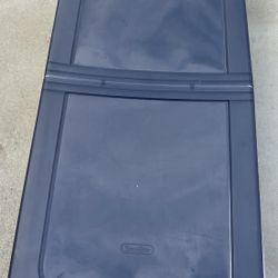 Sterilite Under Bed Tote Organize. 