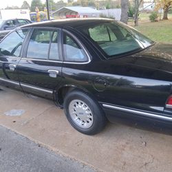 1997 Ford Crown Victoria