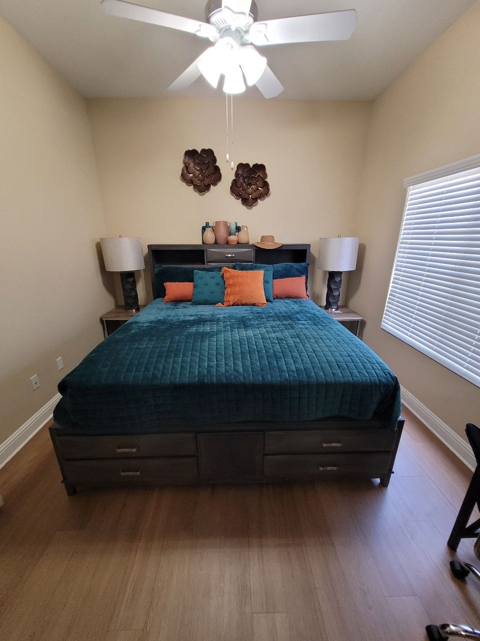 Queen Bedroom Set