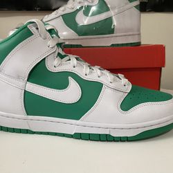 Nike dunk high Size 11M ( pick up only)