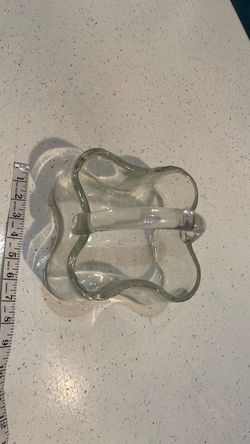 Fun glass dish with handle