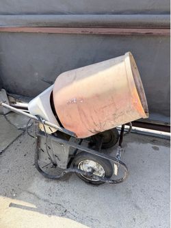 Cement mixer