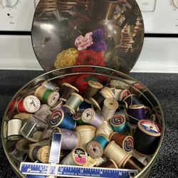 Big Lot Vintage Sewing Notions - Wooden Spools, Sewing & Knitting Gauge +++ 