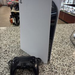 PS5 825GB  W/cords/Controller 
