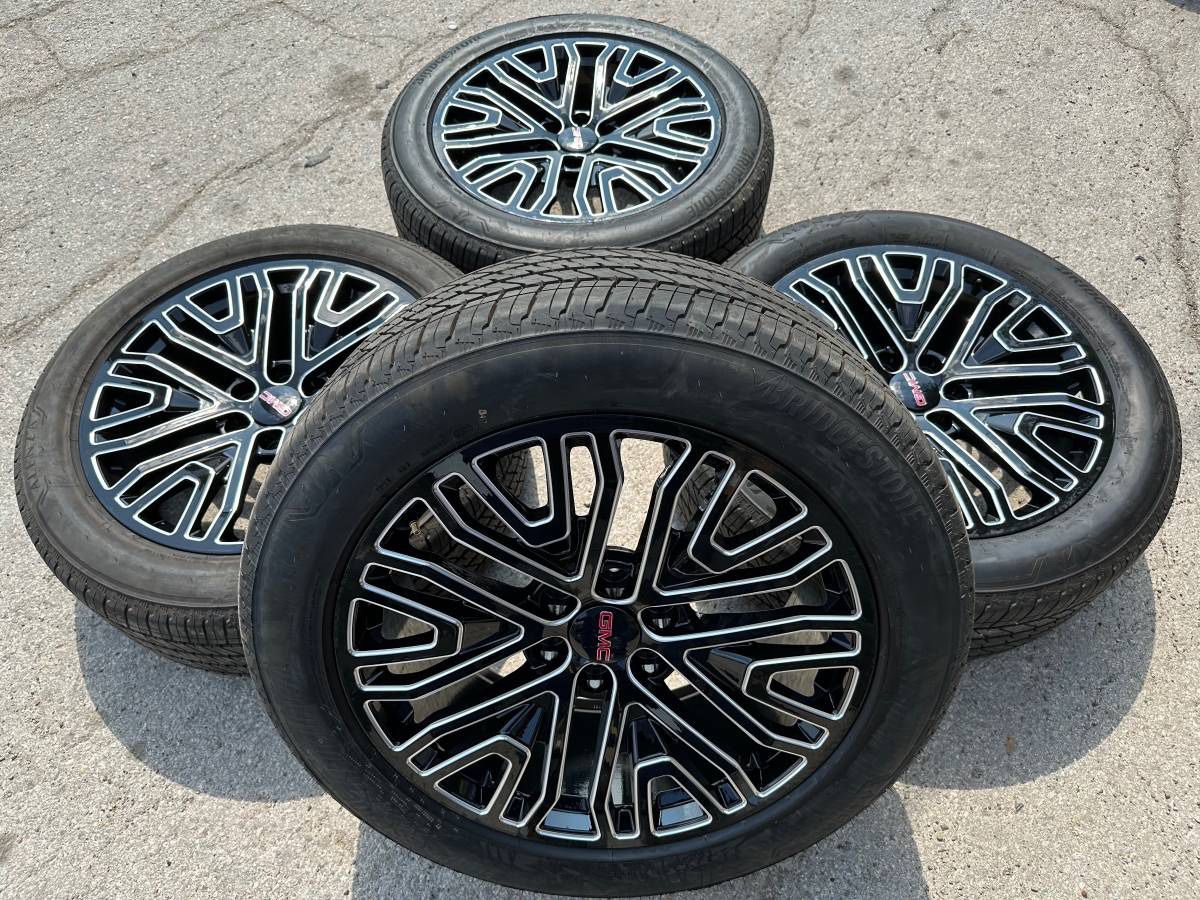 New 22” Black GMC Denali Wheels And Bridgestone Tires 22 Chevy Rims Silverado Sierra Yukon Tahoe Rines Negros Con Llantas Nuevas Factory original Oem 