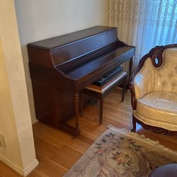 Lester Piano 