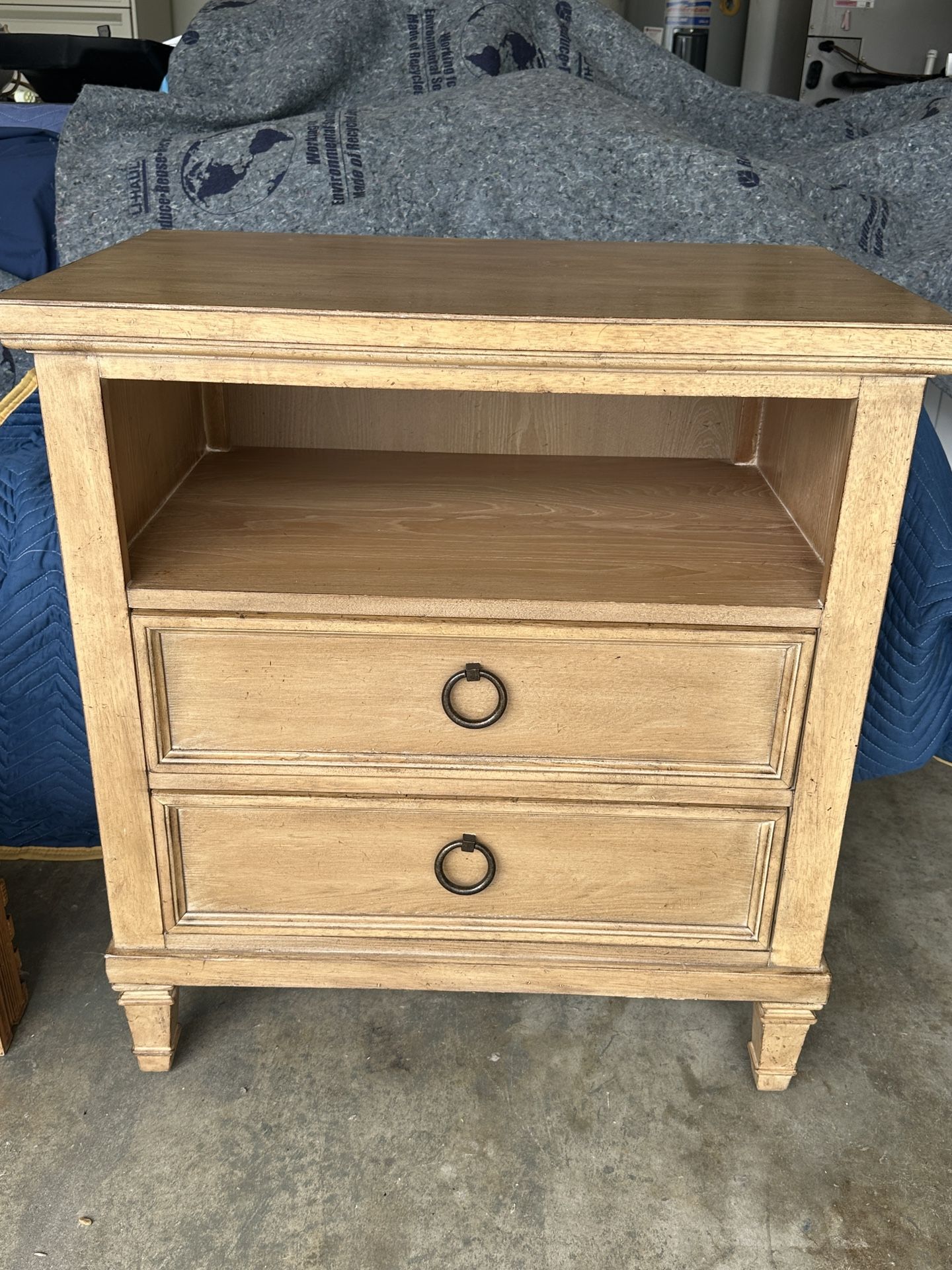 Lexington Nightstand / End Table
