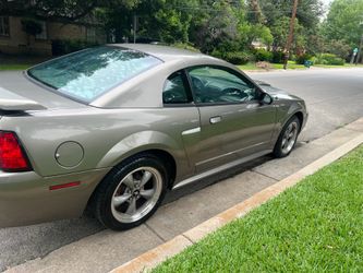2001 Ford Mustang