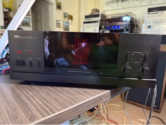 Yamaha M-45 stereo amplifier
