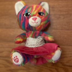 Build A Bear Buddies Collectable 2015 Rainbow Cat With Dress 8"