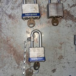 3 Master Locks W / Keys