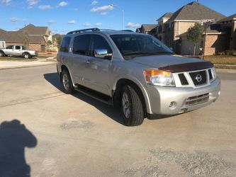 2011 nissan armada platinium