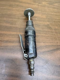 Chicago Pneumatic Straight Die Grinder .  35000 RPM