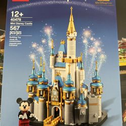 LEGO 2021 Mini Disney Castle #40478 567 Pieces. Brand New Sealed. $50.00