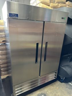 Arctic Air Commercial Refrigerator