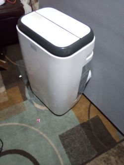 Black and decker portable AC