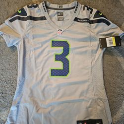 New Nike On Field Seattle Seahawks Russell Wilson Jersey Womens Small Gray