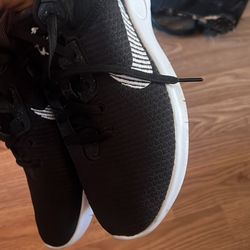 Nike Running Shoes Sz 10