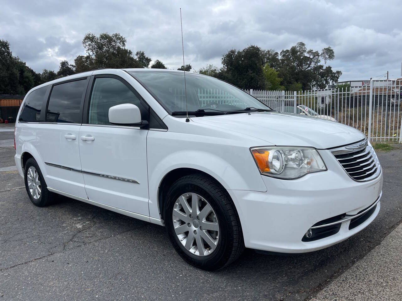 2015 Chrysler Town and Country