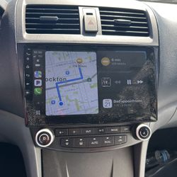 Car Stereo 5.5 Screen GPS , Hands Free , Back Up Camera And Much More