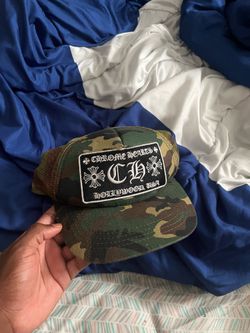 Chrome heart hat
