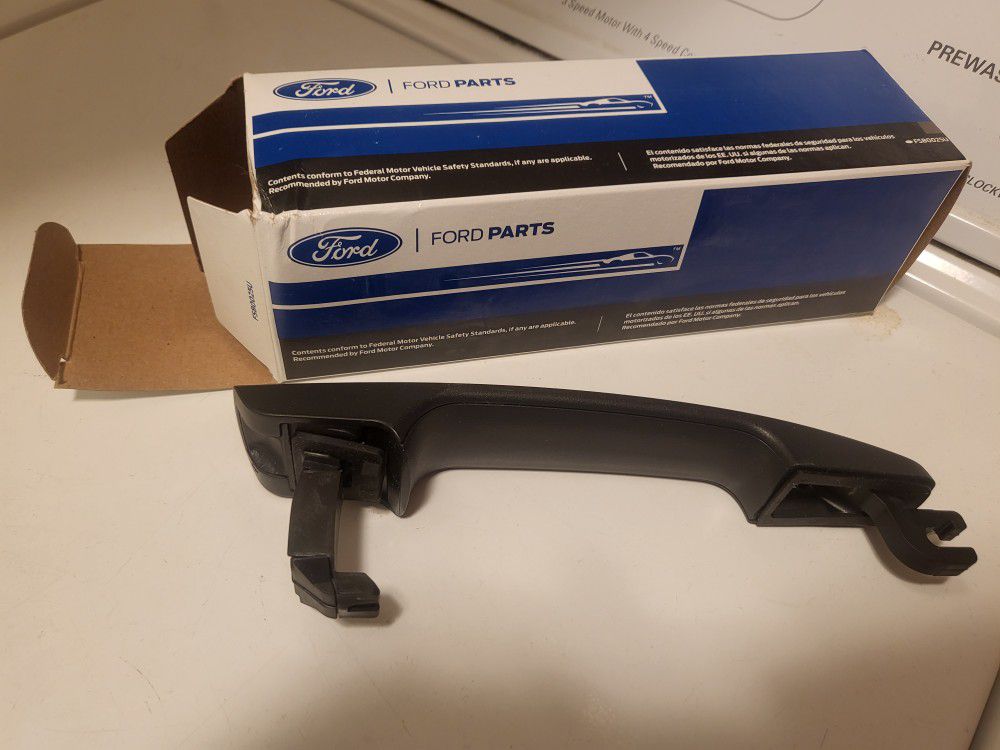 Door Handle for Ford Vehicle 