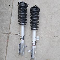 2 Inch Struts For 2016 Jeep Patriot/like Models