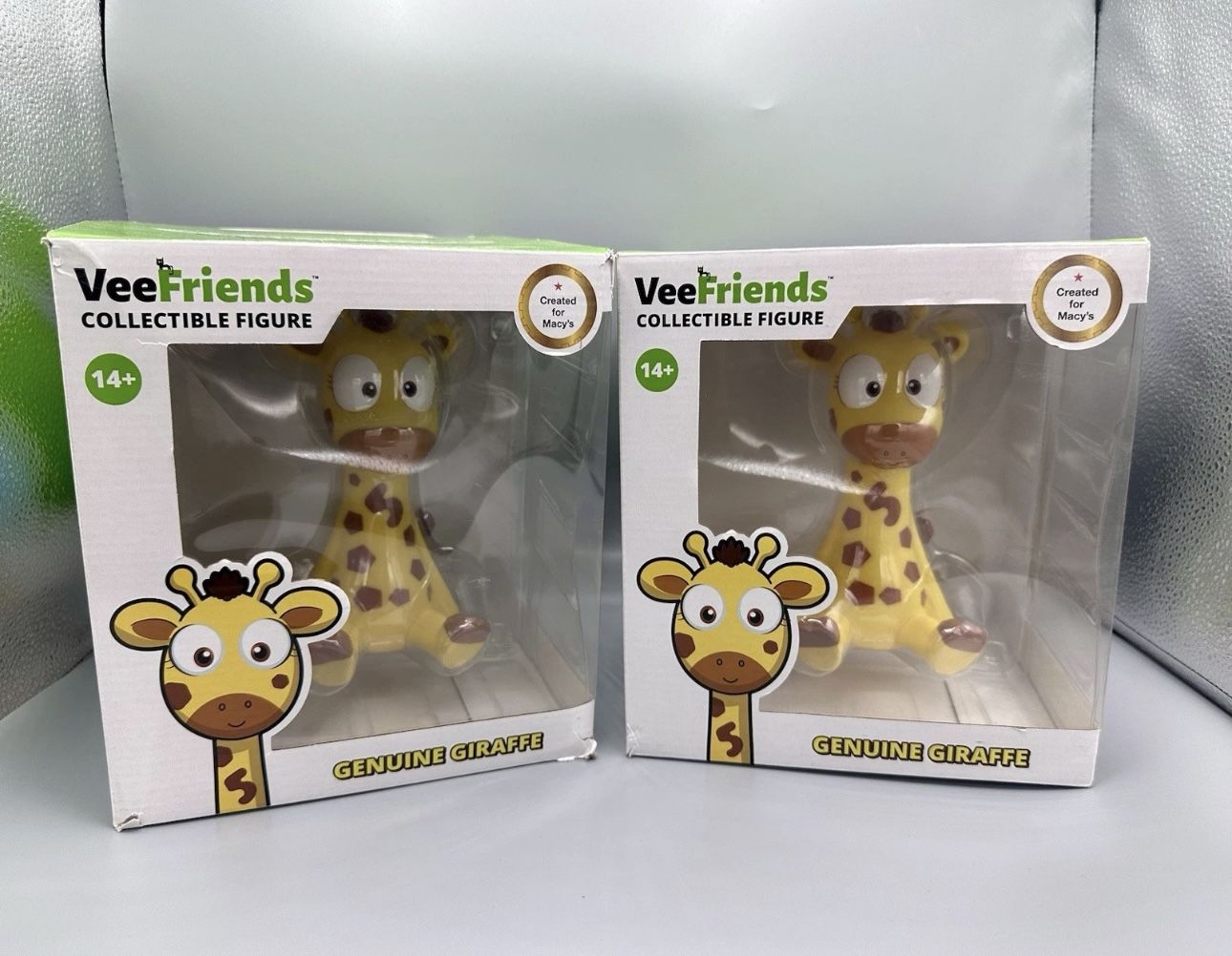 Giraffe Figure : VEE FRIENDS *2021* 7” Tall