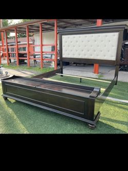 King Bed Frame With Storage Bench