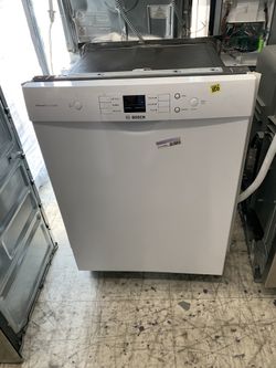 Bosch dishwasher in glossy white new open box