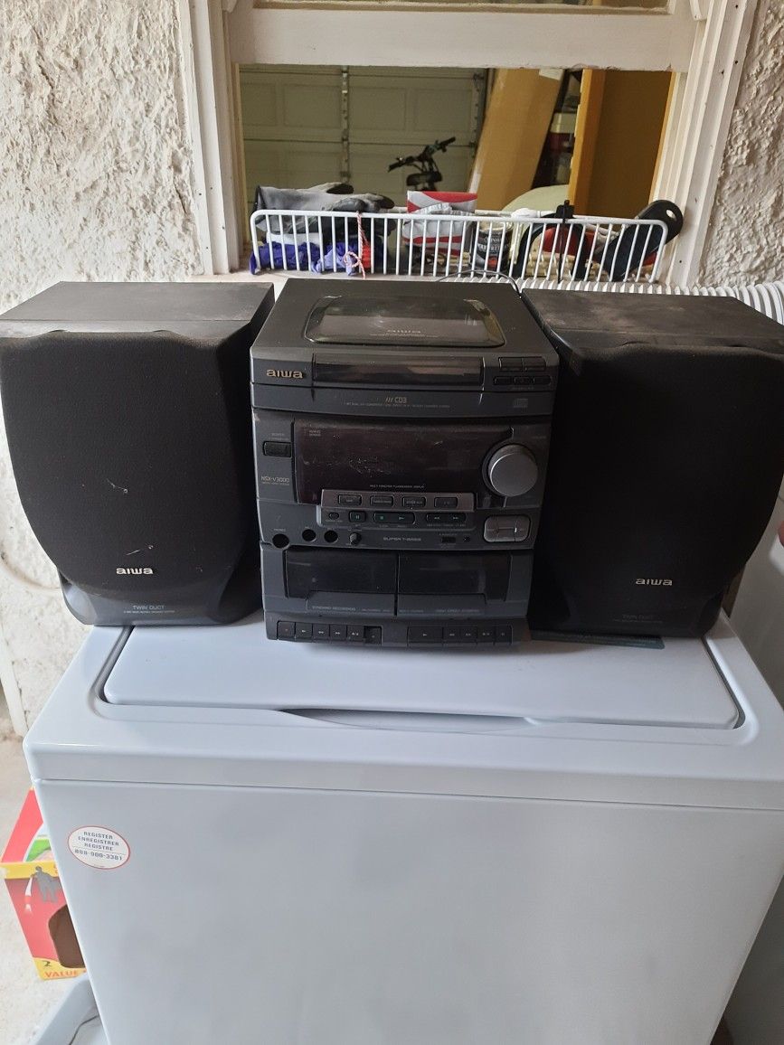 Aiwa Stereo System