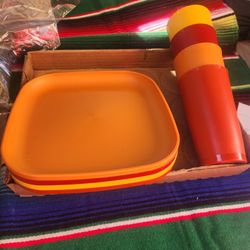 Vintage 4pc Tupperware 