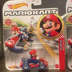 Mario Kart Hot Wheels