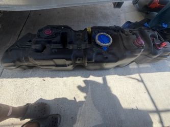 07-21 Toyota Tundra 38gallon fuel tank