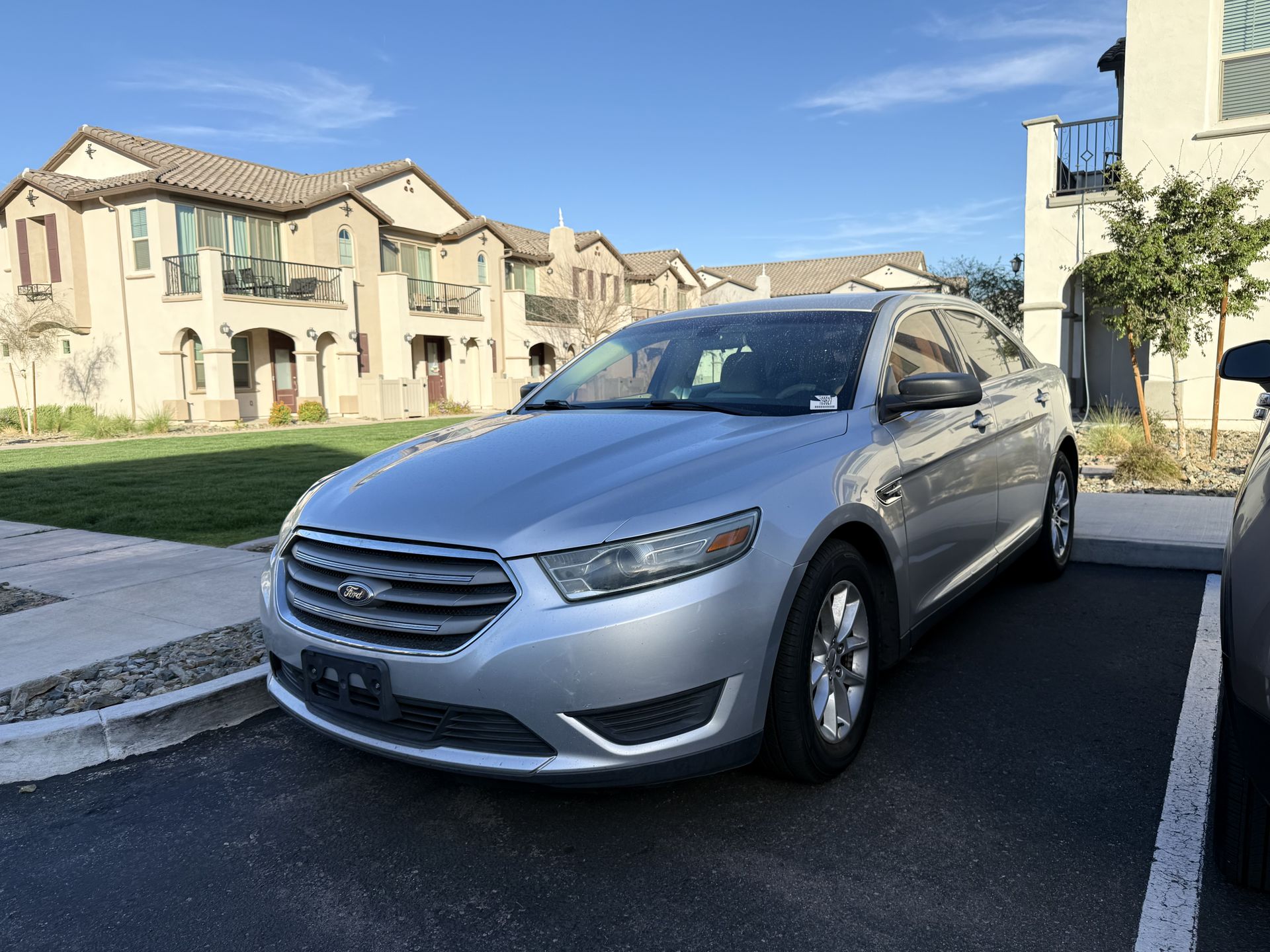 2014 Ford Taurus