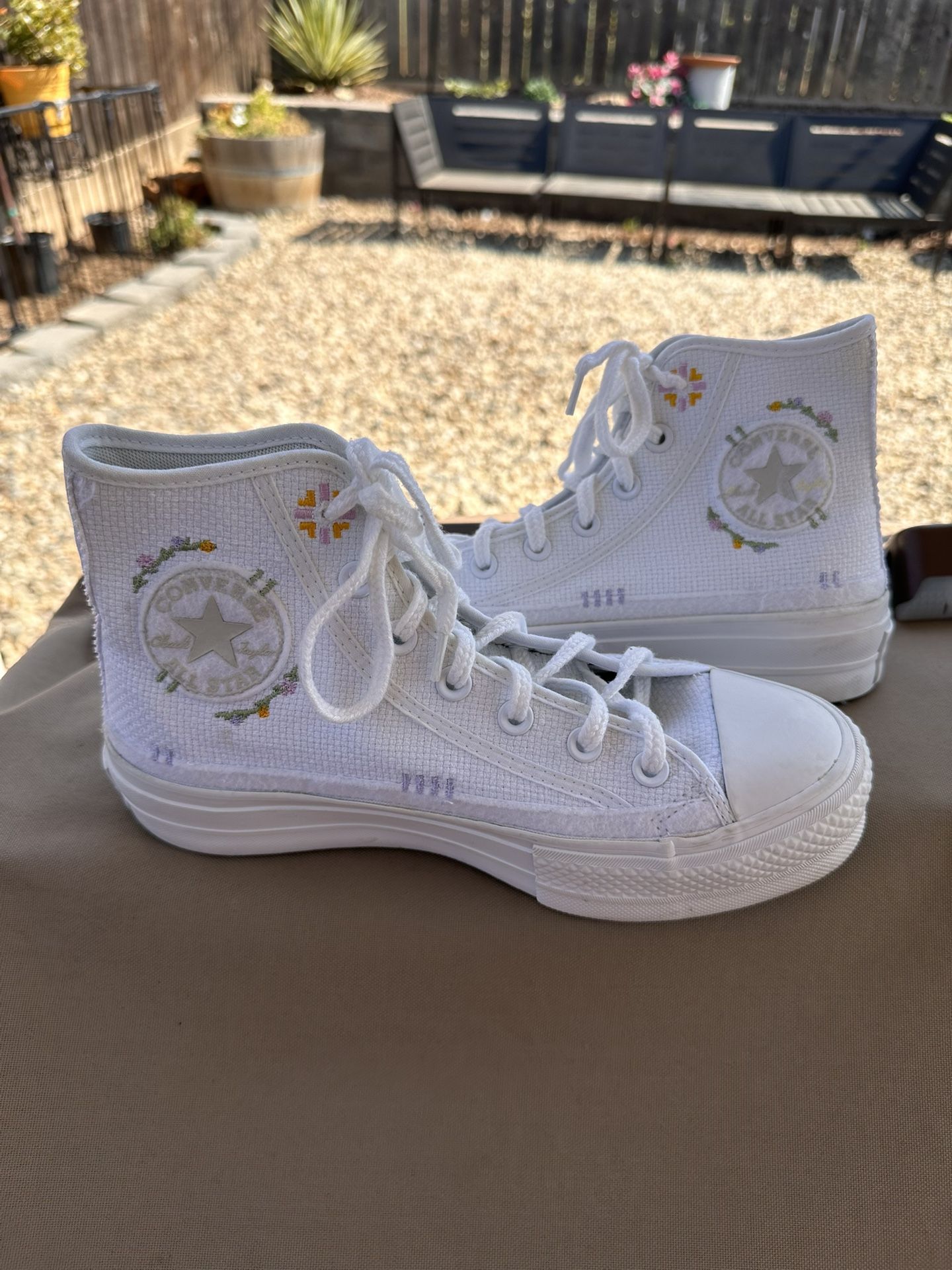 Converse