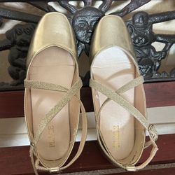 Girls Gold Ballet Flats Size 4