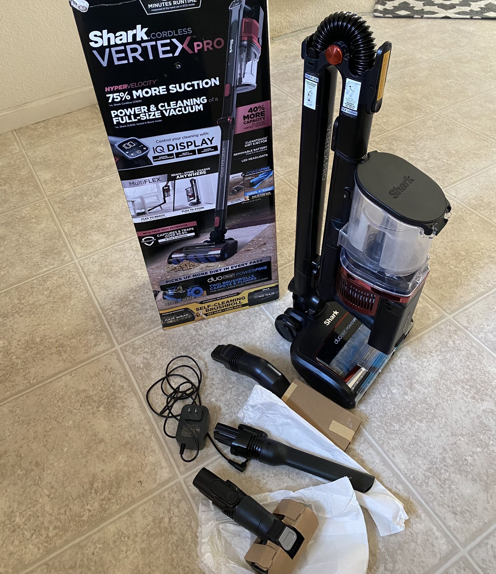 New Shark Pet Pro Cordless Stick Vacuum Cleaner IZ142HD for Sale in Fort  Lauderdale, FL - OfferUp