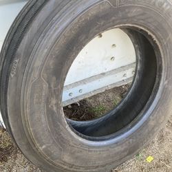 Michelin  275 80 22.5