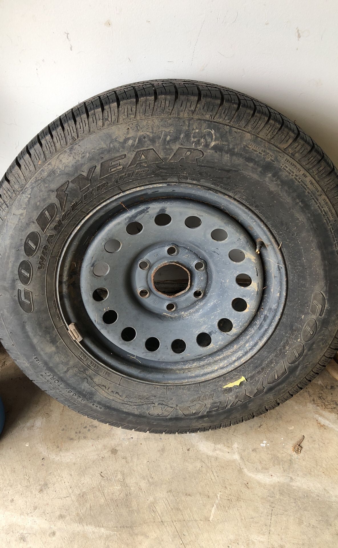 Goodyear wrangler HP tire for sale