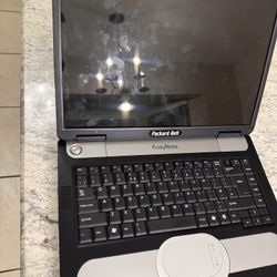 Vintage Packard Bell EasyNote Laptop – Untested, No Charger