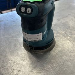 96091 Makita XOB01 5” Orbital Sander 578747