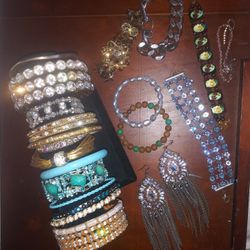 Bracelets / 3 For $5. Make A Deal.